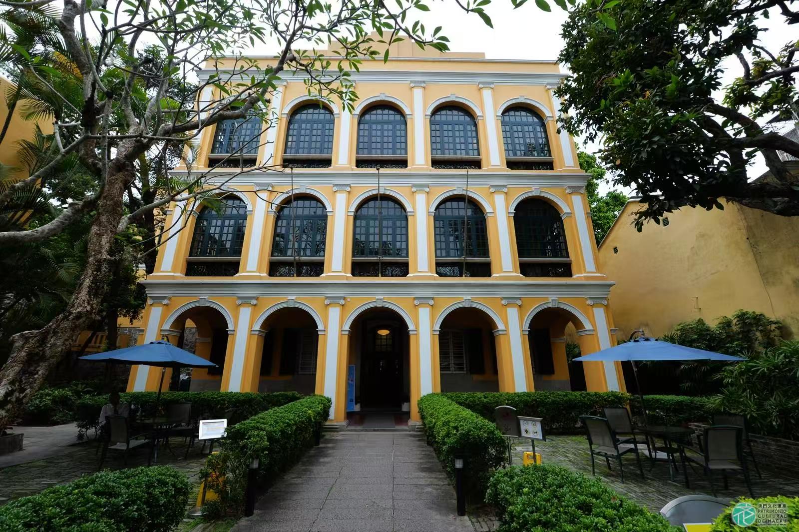 岗顶剧院
