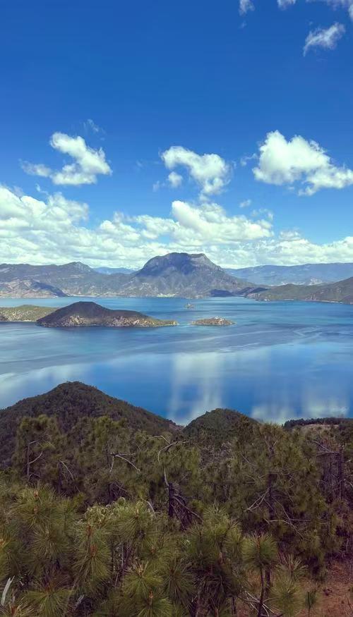 泸沽湖